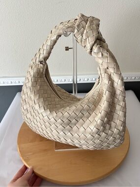 Woven 100% Leather Knot Medium Hobo Shoulder Bag in Light Cream